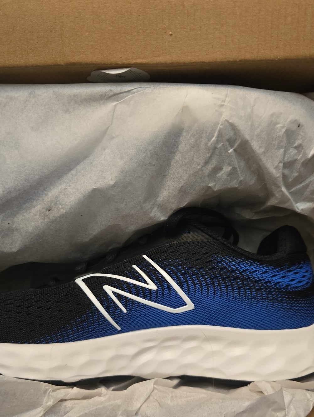 New Balance Men's Black & Blue Mesh Running Sneakers